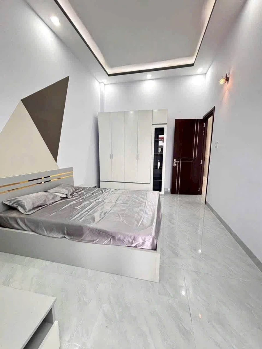 Bán nhà sân vườn 209m2 gần TPHCM, Long An - Ảnh thu nhỏ 5