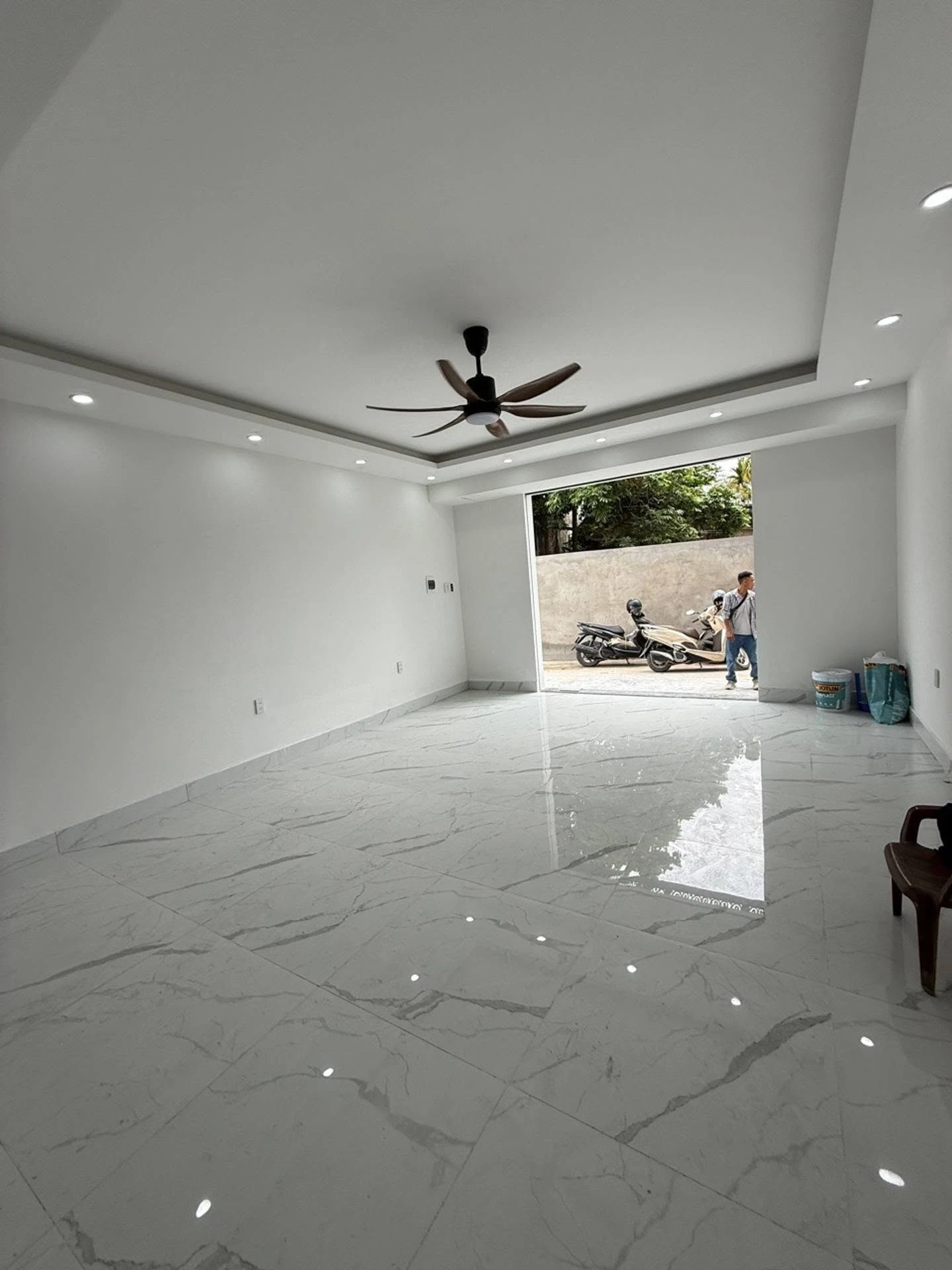 Bán nhà 71m2 3 tầng 4 phòng ngủ Hồng Thái Hải Phòng 1.8 tỷ - Ảnh 1