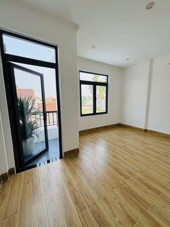 Bán nhà 3PN Quảng Ngãi 105m2 giá 2.3 tỷ - Ảnh thu nhỏ 4