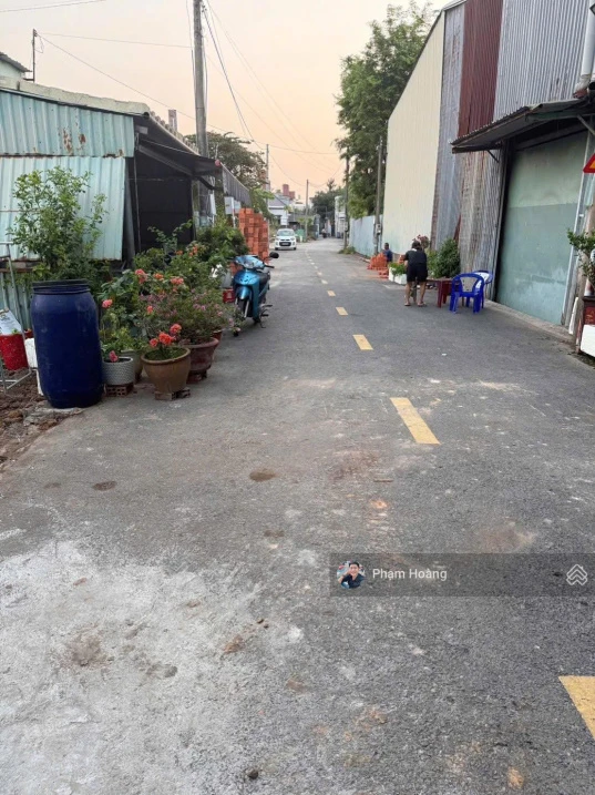 Lô đất siêu rẻ phù hợp làm nhà vườn, CHDV DT 175m2 nở hậu gần GS1 siêu thị Go Dĩ An giá chỉ 5 tỷ