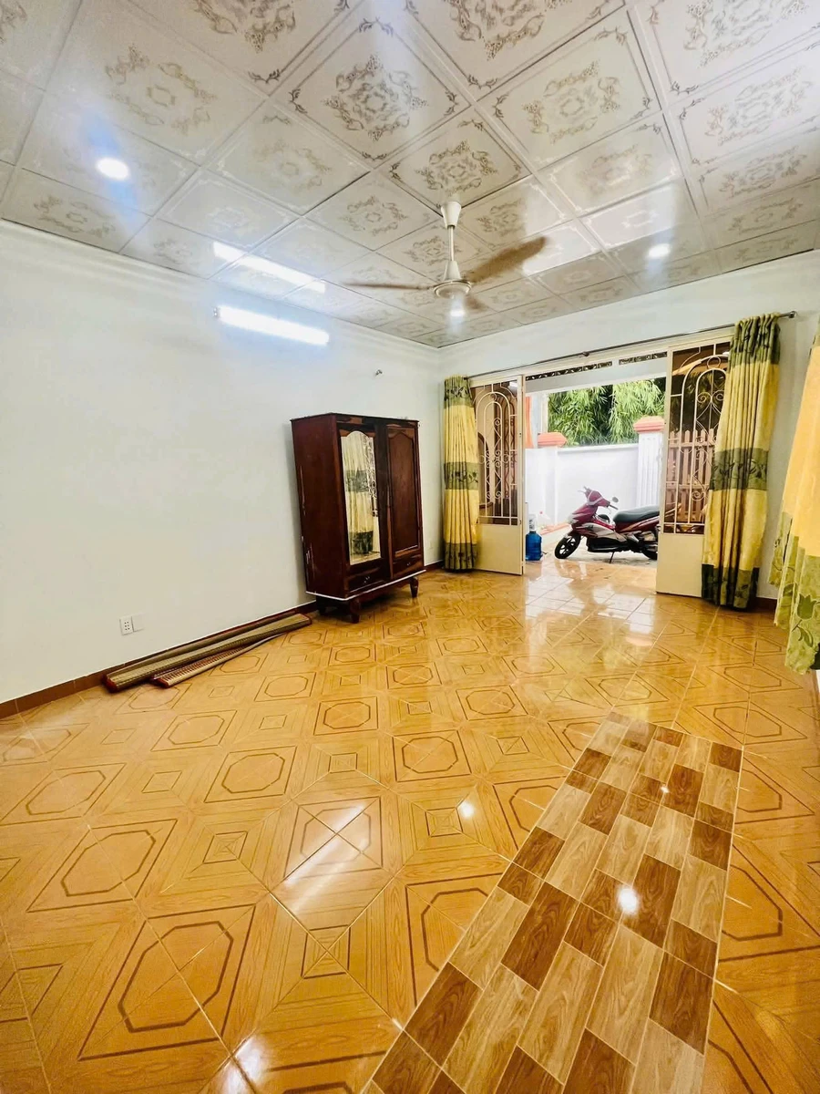 Cho thuê nhà 1 trệt 1 lầu 4PN 160m2 Quận 9 - 10 triệu/tháng - Ảnh thu nhỏ 3