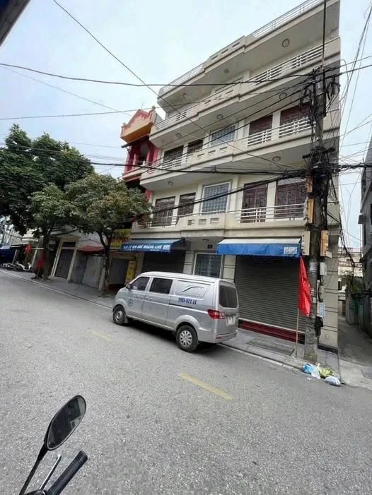 Bán nhà 2 tầng mặt phố Quyết Thắng 93m2, phường Bình Hàn, Hải Dương, giá 5,2 tỷ - Ảnh 1