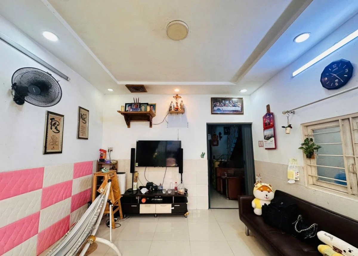 Bán nhà 2 tầng 65m² Hiệp Bình Phước 4,3 tỷ - Ảnh thu nhỏ 2