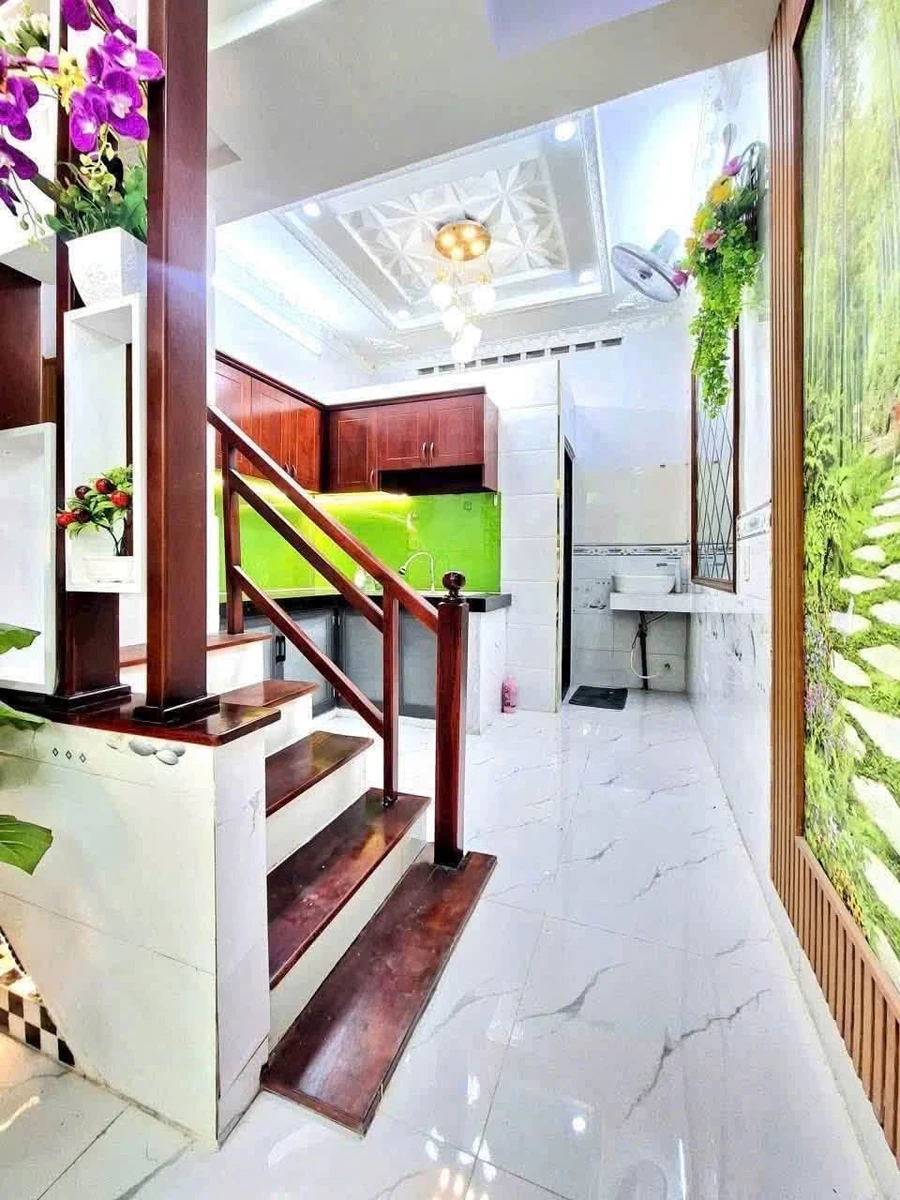Bán nhà 4PN 3 lầu Huỳnh Tấn Phát Nhà Bè 2,68 tỷ - Ảnh thu nhỏ 2