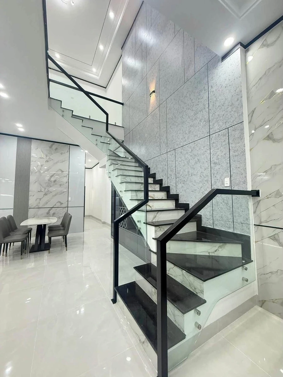 Bán nhà 5x23m, 3 PN, nội thất, 2,35 tỷ, Nhà Bàu Trâm - Ảnh thu nhỏ 5