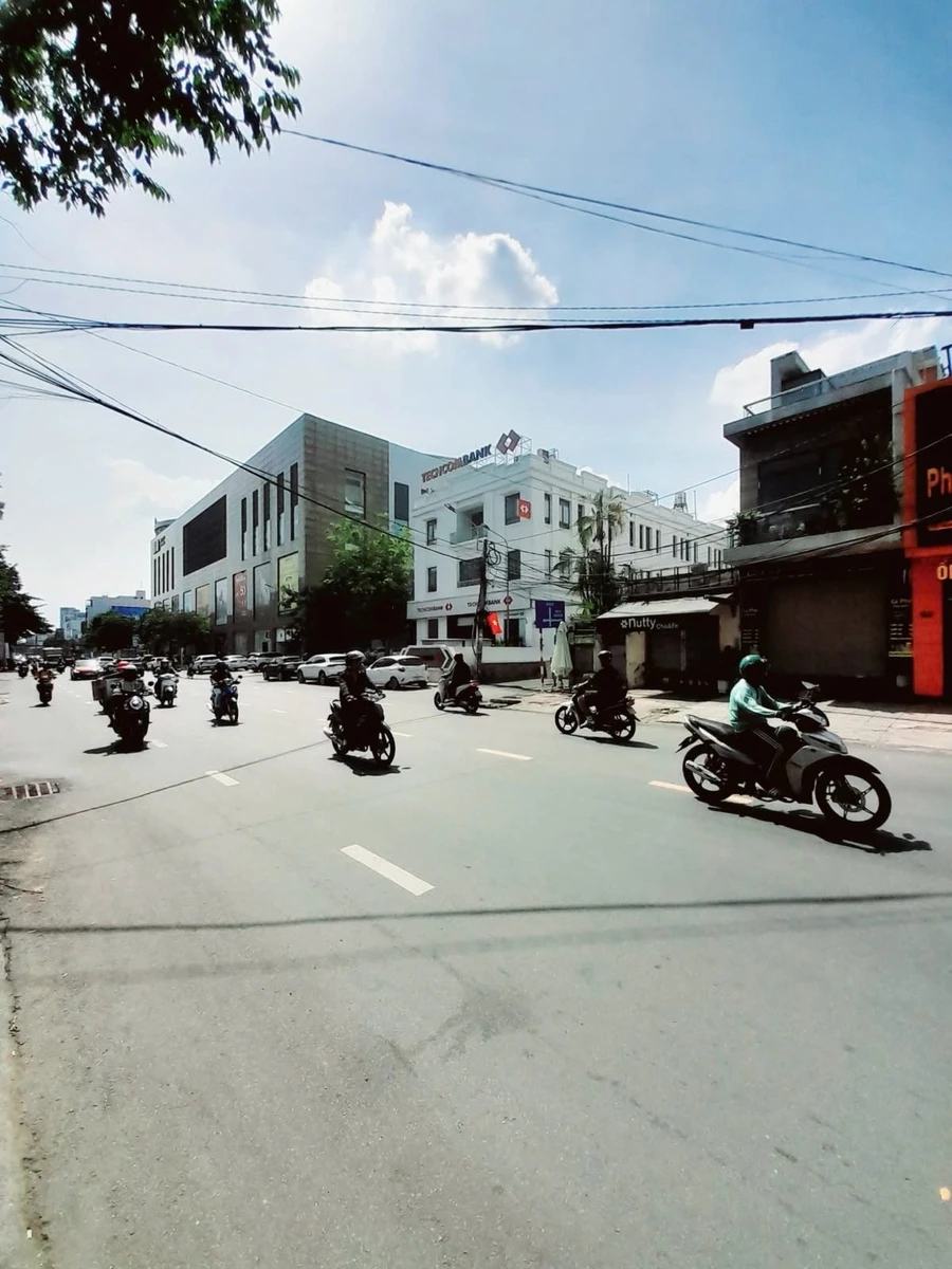 Bán nhà mặt tiền Phạm Văn Thuận, Biên Hòa 176m² 31 tỷ - Ảnh 1