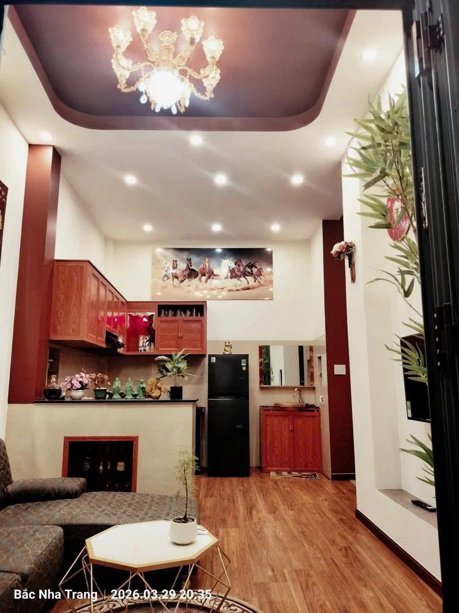 Bán nhà Khánh Hòa 55,7m2 3PN gần biển 4,5 tỷ - Ảnh thu nhỏ 3