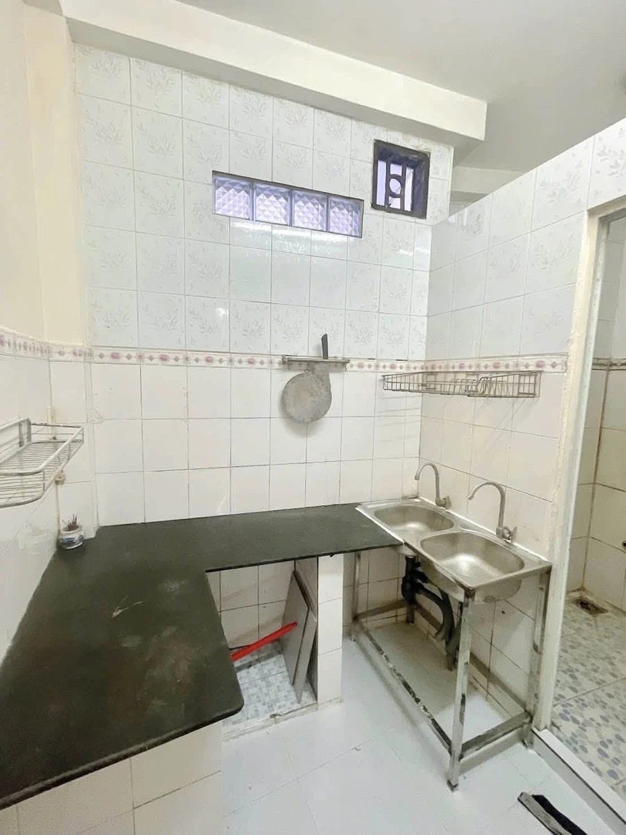 Bán nhà 3 tầng 3PN 63m2 sàn Bình Thạnh giáp Quận 1 giá 2 tỷ - Ảnh thu nhỏ 2