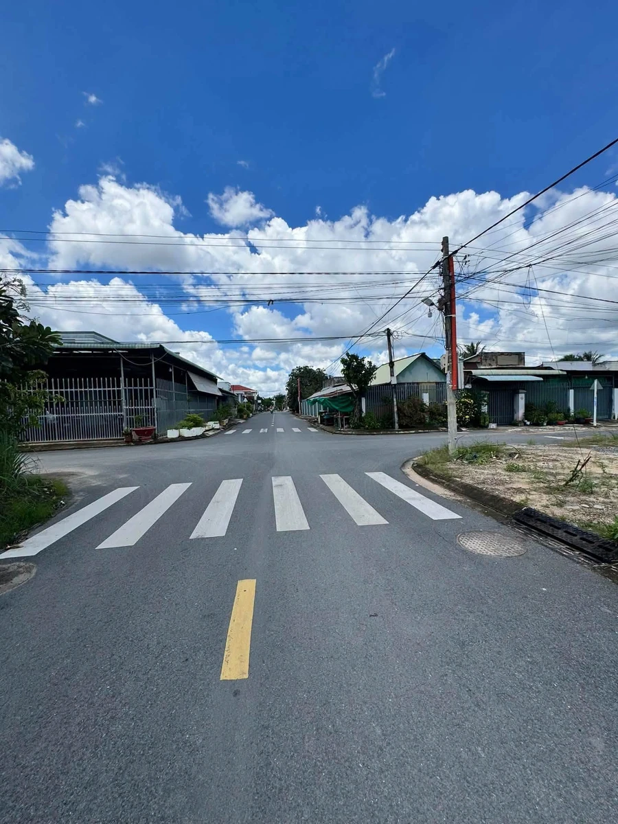 Bán đất 2 mặt tiền An Dương Vương, Tây Ninh, 105m² - Ảnh 1