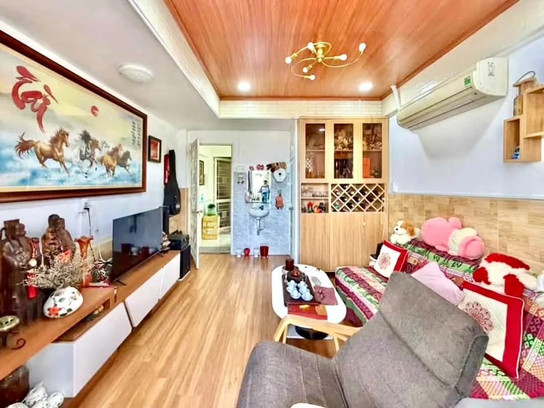 Bán nhà 4 tầng 6PN Phú Nhuận 6 tỷ, 39.6m² - Ảnh thu nhỏ 3
