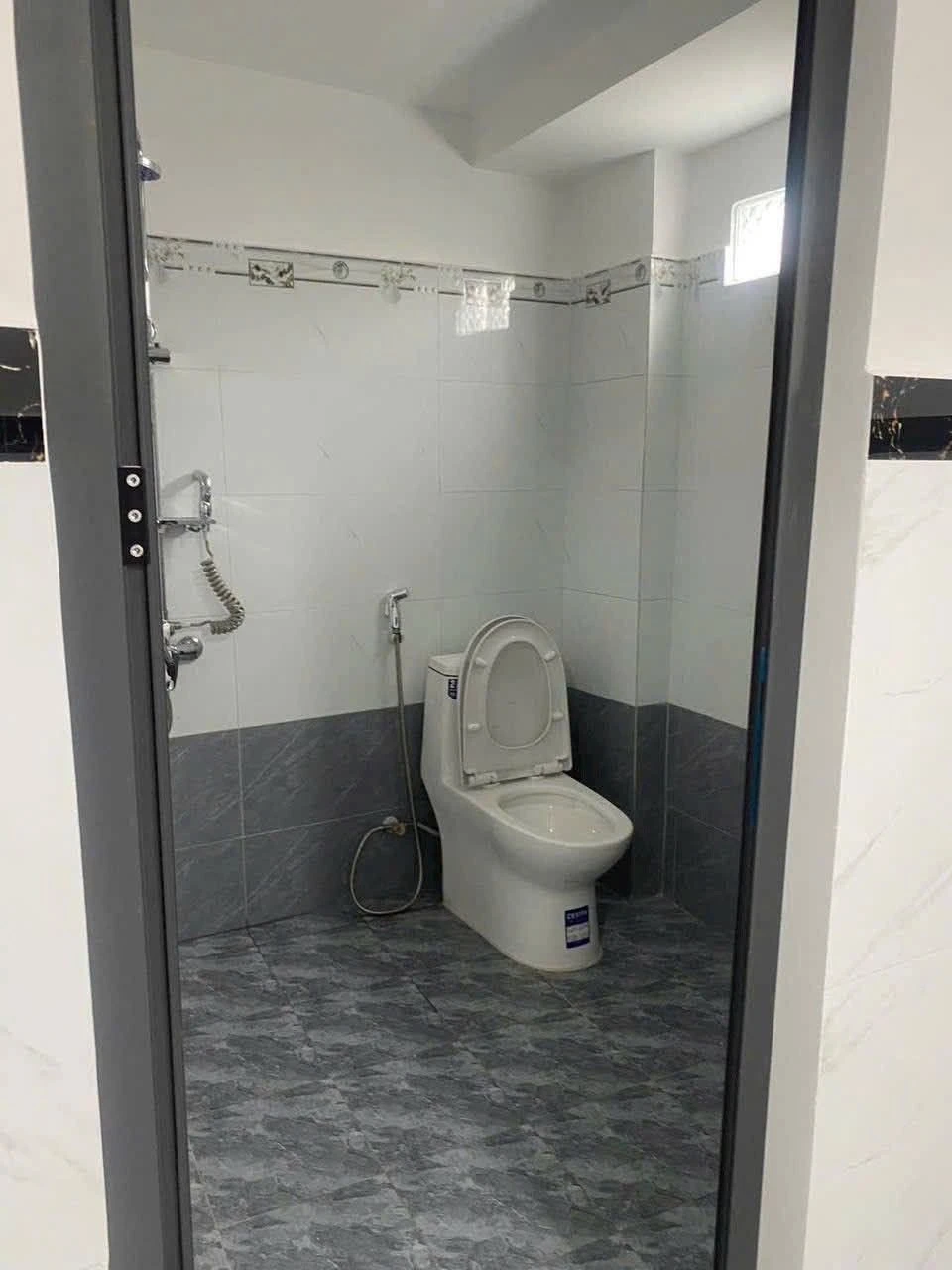 Cho thuê nhà mặt tiền Đông Thạnh, Hóc Môn 5x25m, 3PN, 8,5 triệu/tháng - Ảnh 1