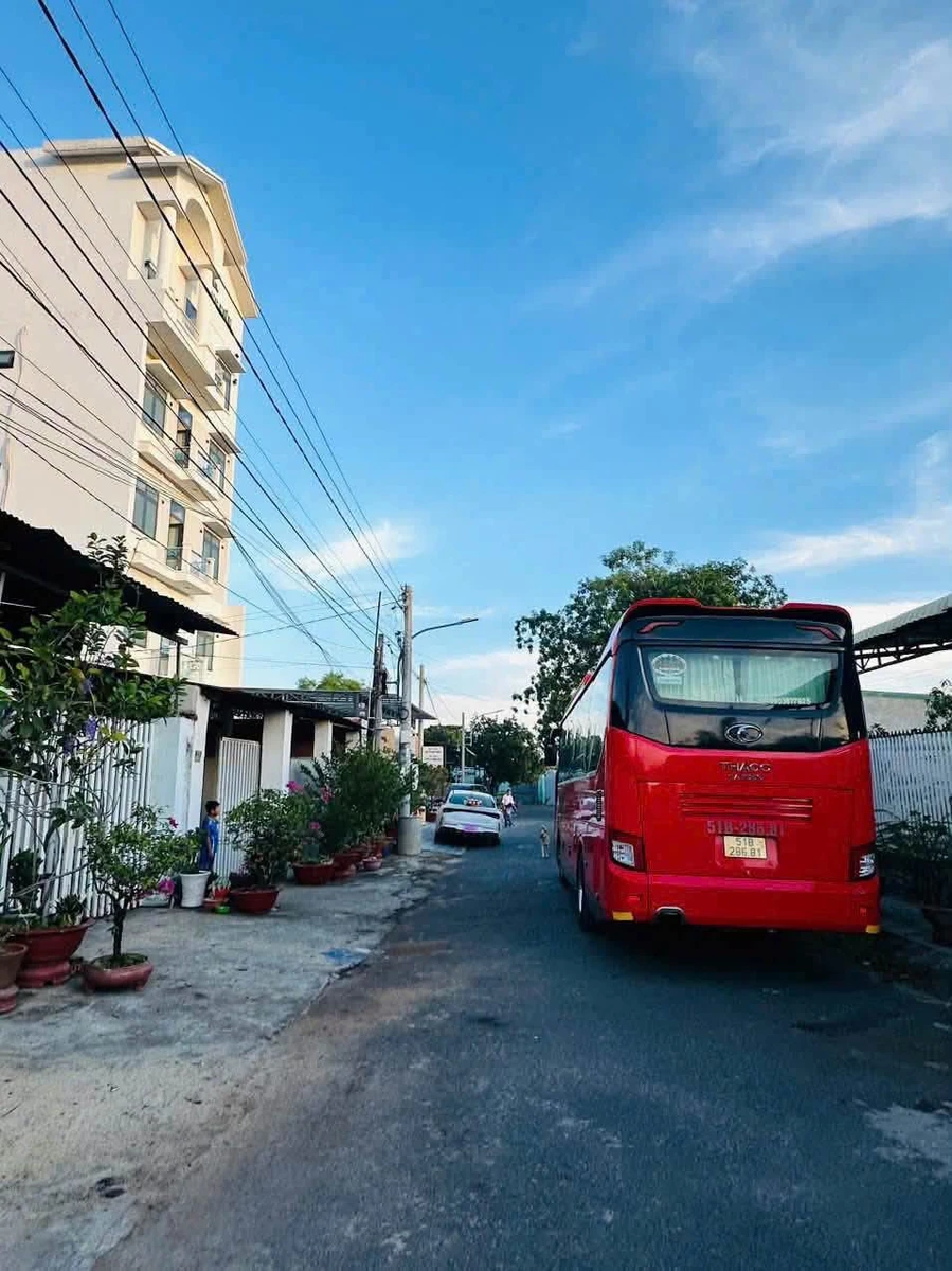 Bán khách sạn 28 phòng 280m² Quận 12 giá 10.5 tỷ - Ảnh thu nhỏ 3