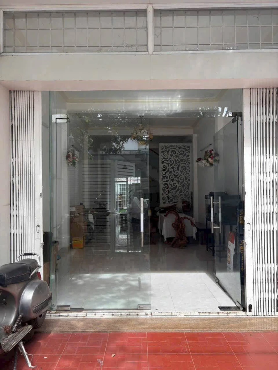 Nhà mặt tiền Nguyễn Bỉnh Khiêm, 4PN, 189m², 8,2 tỷ - Ảnh thu nhỏ 4