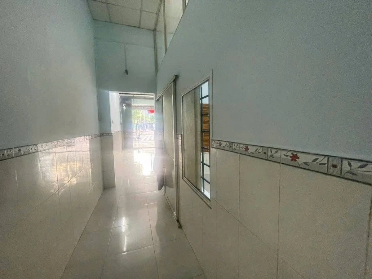 Bán nhà mặt tiền Quốc Lộ 1A Quy Nhơn 61m2 - 2 tỷ - Ảnh thu nhỏ 2