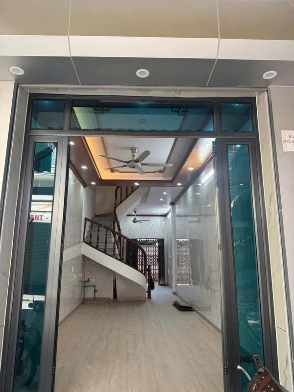 Bán nhà 3 tầng 37m² mặt tiền Chợ Con, Hải Dương