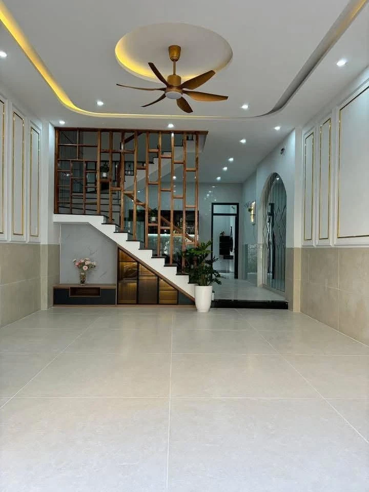Bán nhà mặt tiền 4PN 80m² Gara Quyền Quy Nhơn - Ảnh thu nhỏ 2