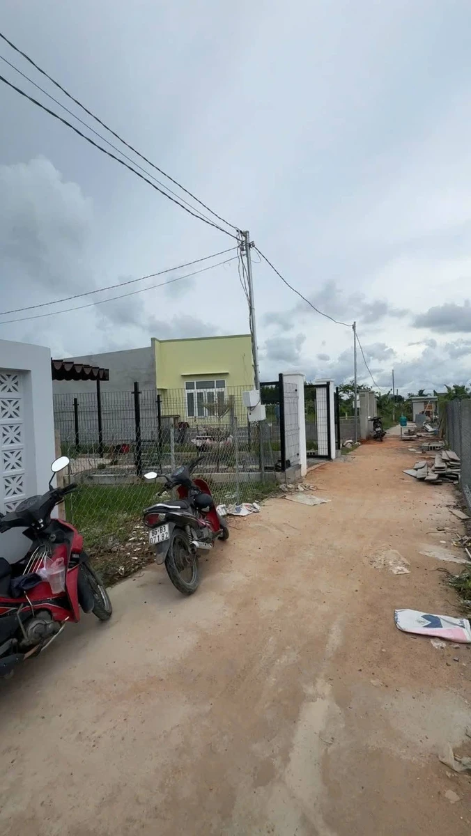 Bán nhà cấp 4 mới 100m², 1 PN, Phan Thiết 475 triệu - Ảnh 1