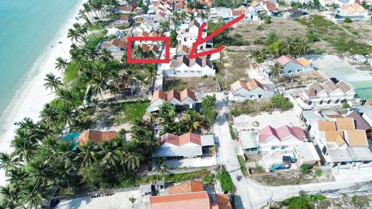 Bán nhà cấp 4 252m2 gần biển Dốc Lết, giá 8 tỷ - Ảnh 1