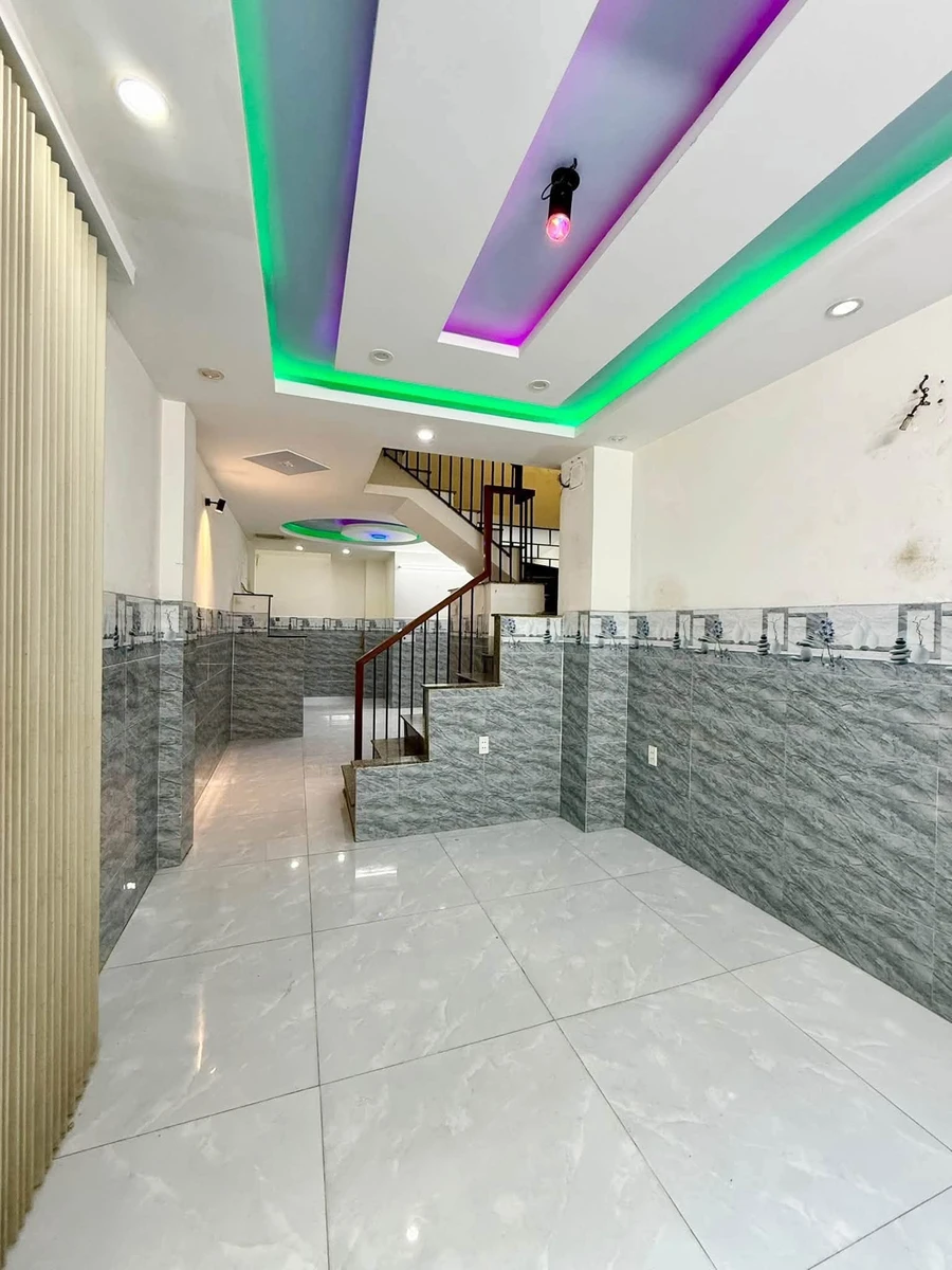 Nhà bán 4 tầng 41m² trung tâm Quận 1, 3,25 tỷ - Ảnh 1