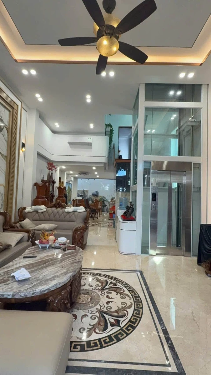Bán nhà Tân Sơn Nhì, Tân Phú 132m² 4,5 tầng 14,3 tỷ - Ảnh thu nhỏ 4