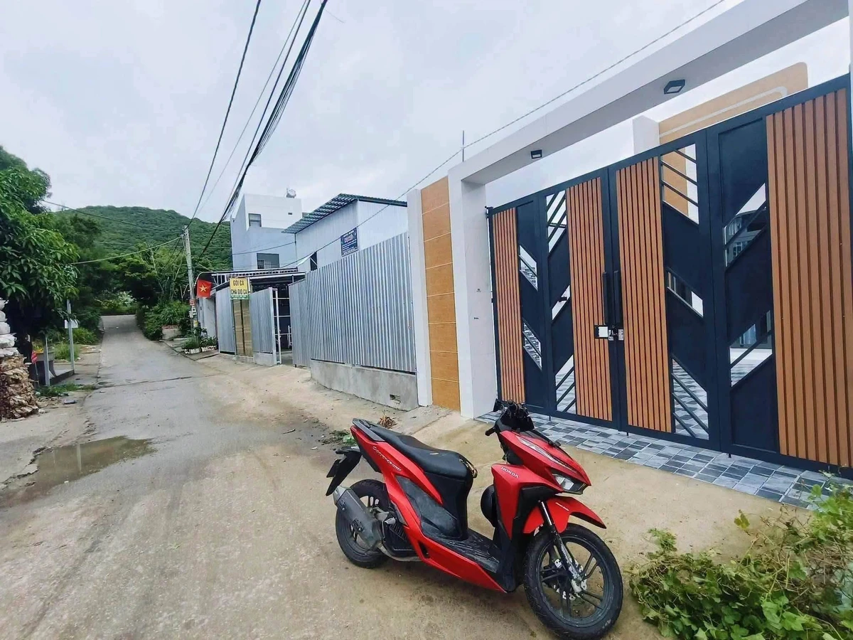 Bán nhà Phước Hưng 80m² 3PN 2WC giá 2,25 tỷ - Ảnh 1