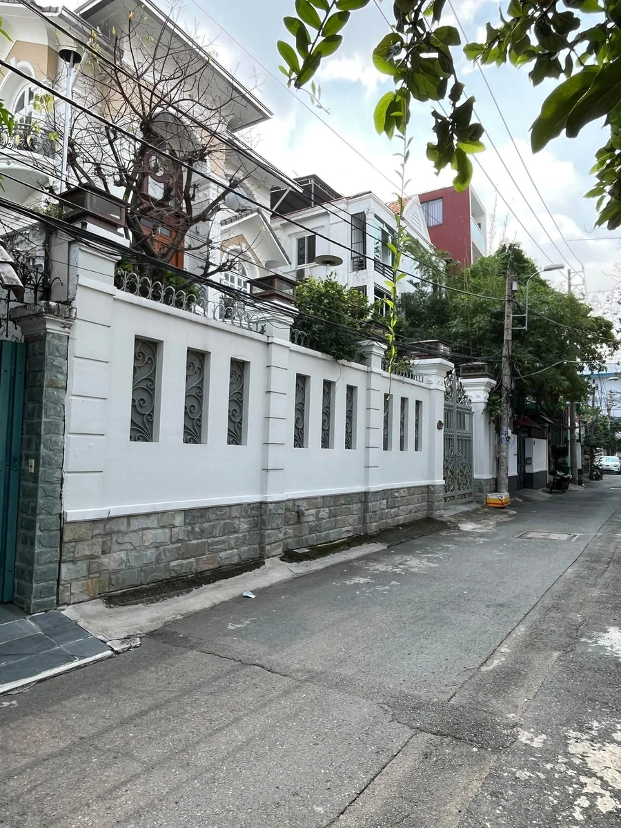 Bán biệt thự Thảo Điền 4PN, 360m², 72 tỷ - Ảnh thu nhỏ 2