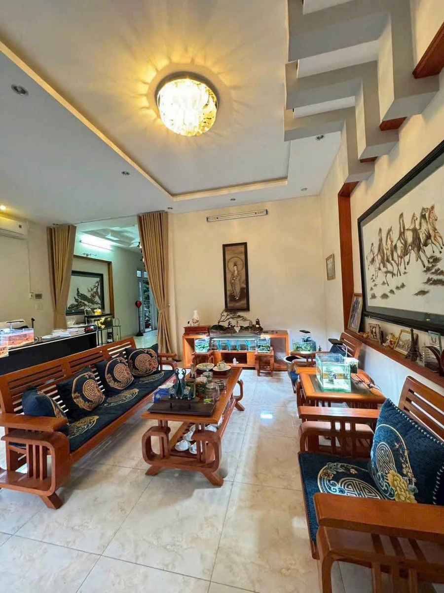 Bán nhà góc 1 trệt 2 lầu 102m2 Bình Chánh 8 tỷ 3 - Ảnh thu nhỏ 2