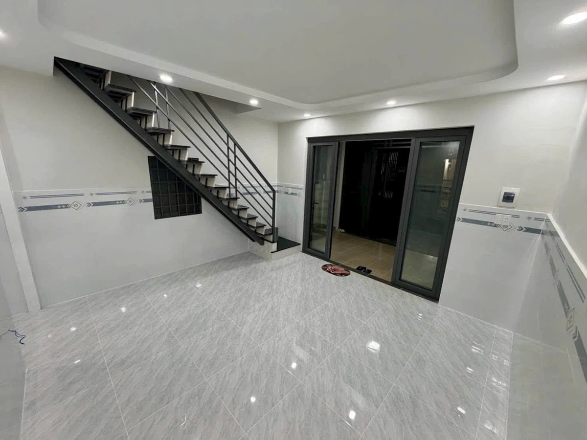 Bán nhà lầu 5x15m nở hậu, sổ hồng riêng, 2 phòng ngủ, phường Tân Phong, Biên Hòa - Ảnh thu nhỏ 3