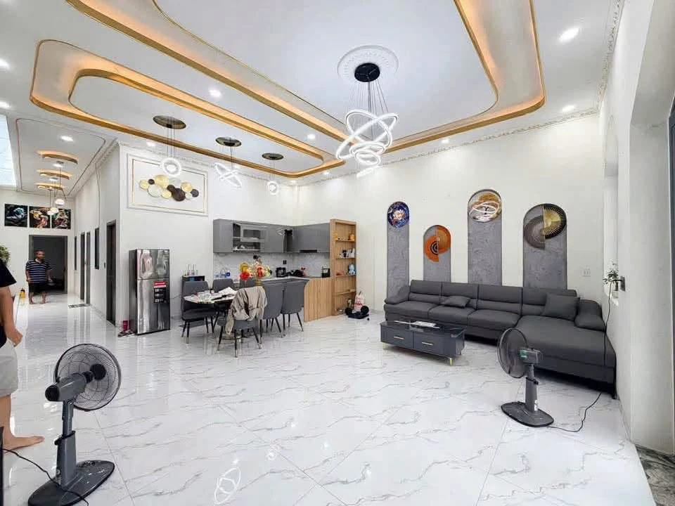 Nhà 3PN mặt tiền Lộc Lâm, Thủ Đức, 182m², 3.99 tỷ - Ảnh thu nhỏ 4