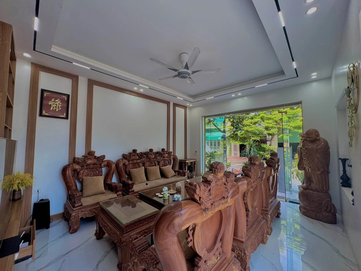 Nhà bán 3,5 tầng 80m2 4 phòng ngủ Phường Đông Hương - Ảnh thu nhỏ 4