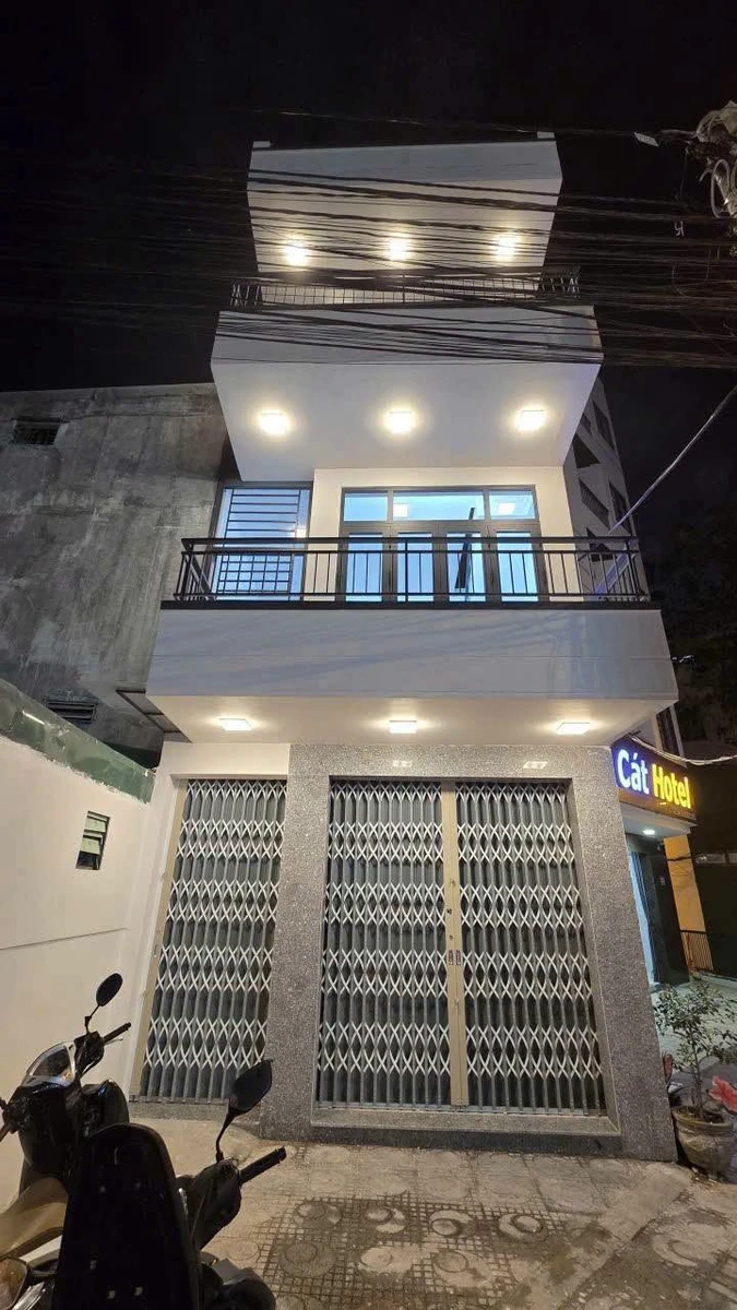 Bán nhà góc 3 tầng 114,7m² Nha Trang 13,9 tỷ - Ảnh 1
