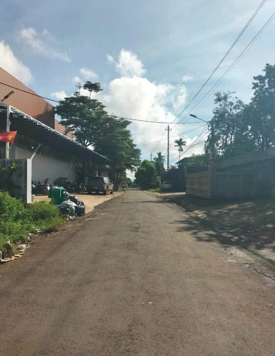 Bán nhà 2 mặt tiền 140m² Nguyễn Xuân Nguyên Tân An Đắk Lắk - Ảnh 1