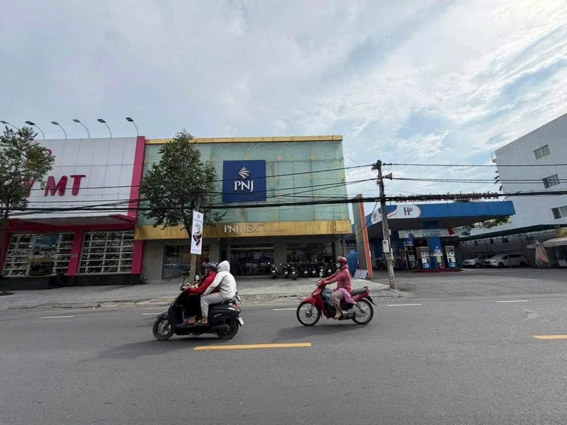 Bán đất mặt tiền Phạm Văn Thuận, Biên Hòa, 1.980m², 75 tỷ