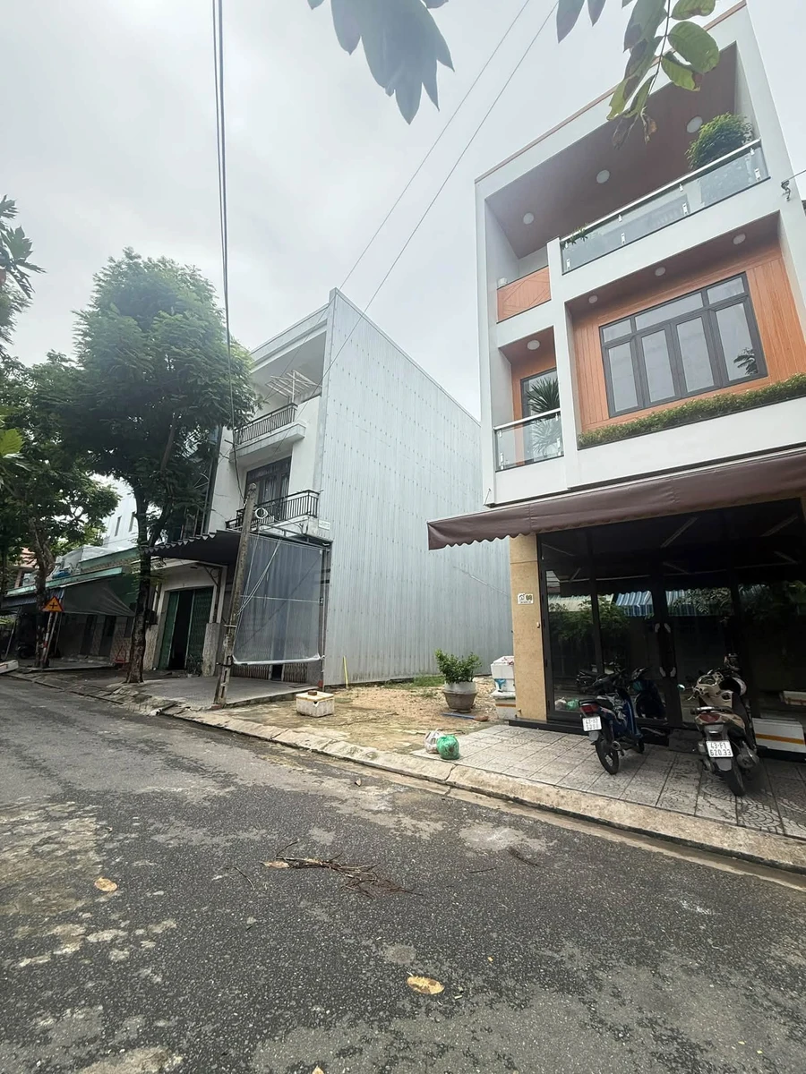 Bán nhà mặt tiền 90m2 Lâm Quang Thự, Thanh Khê, gần biển - Ảnh 1