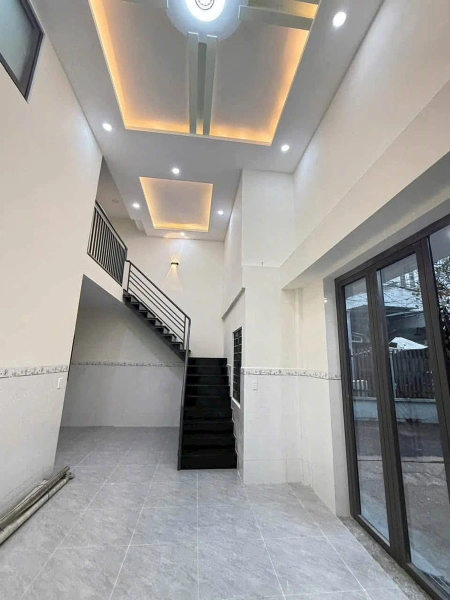 Bán nhà 2 tầng 61m² Đường 5 Linh Xuân Thủ Đức 4.5 tỷ - Ảnh thu nhỏ 2