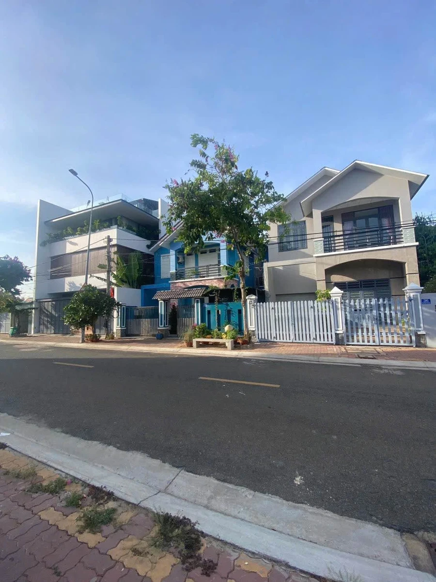 Bán biệt thự 190 m² Phường Long Tâm TP. Bà Rịa 6 tỷ - Ảnh 1