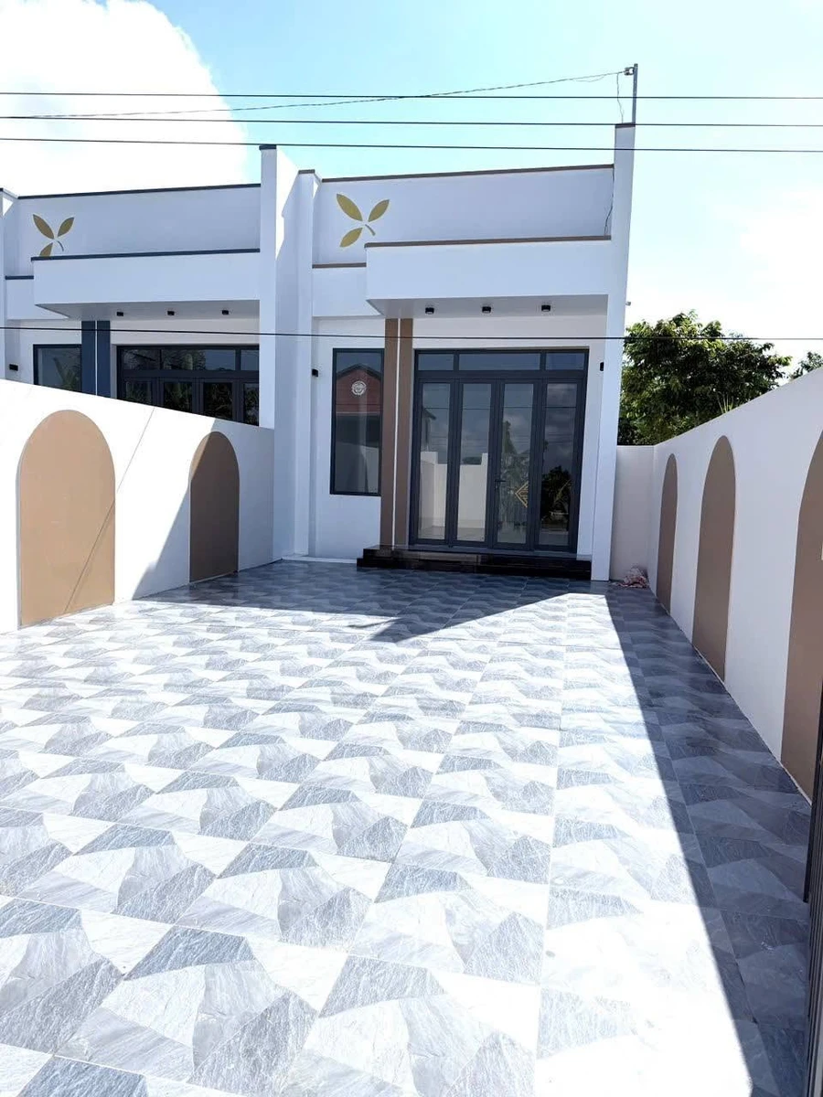Bán 2 căn nhà liền kề 200m² 2 phòng ngủ Mỹ Thuận, Vĩnh Long 1.2 tỷ - Ảnh thu nhỏ 3