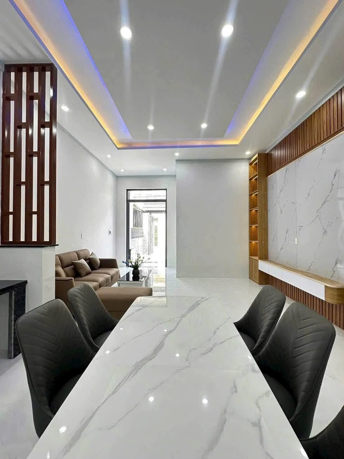 Bán nhà 3 phòng 156m² cạnh bệnh viện Đồng Nai, giá 4.9 tỷ - Ảnh 1