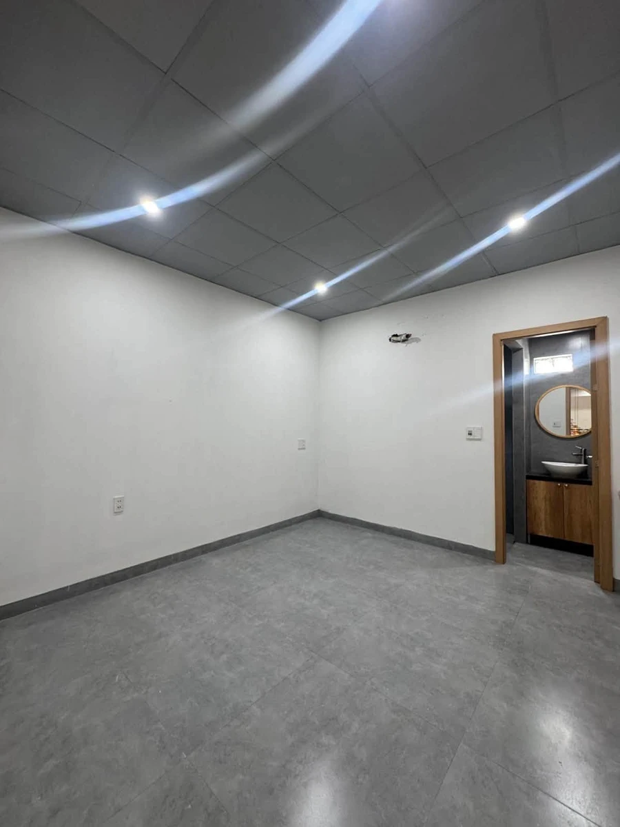 Bán nhà 2 tầng 60m2 gần biển Mỹ Khê Đà Nẵng, giá 4 tỷ - Ảnh thu nhỏ 4
