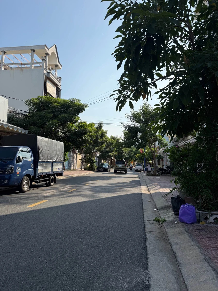 Bán biệt thự mặt tiền Chu Mạnh Trinh, Vũng Tàu, 184m2, 22.5 tỷ - Ảnh thu nhỏ 2