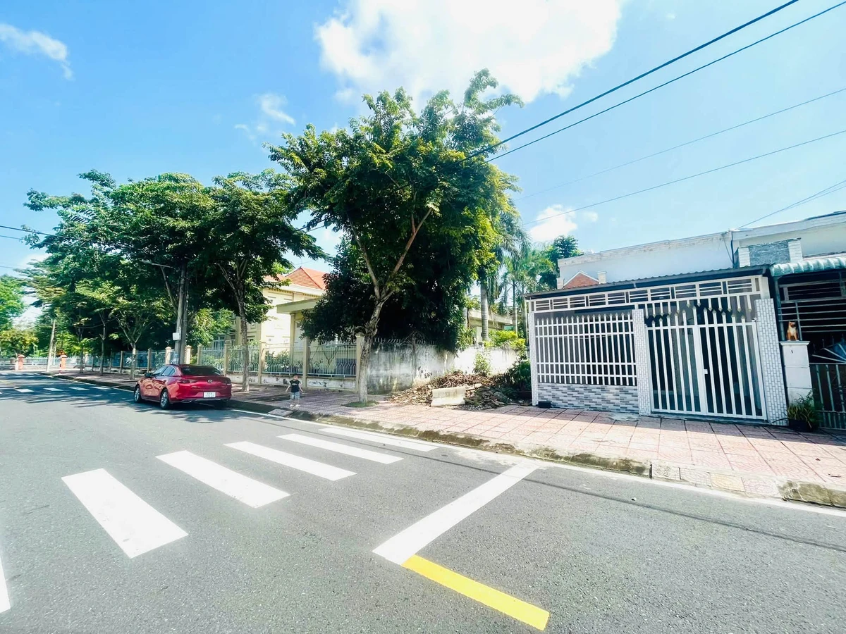 Bán nhà nền 100m² 2 phòng ngủ Tân Quới, Bình Tân, 1 tỷ 300 triệu - Ảnh thu nhỏ 2