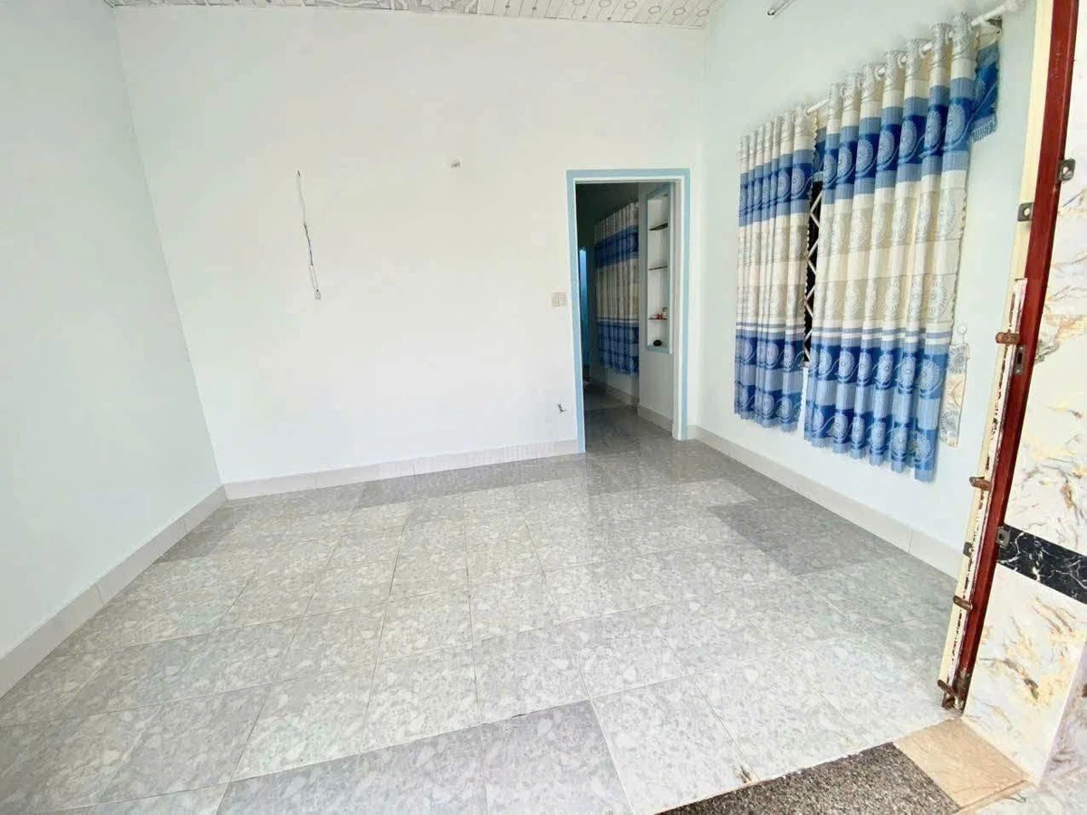 Bán nhà 2 phòng ngủ 65m² hẻm Sư Vạn Hạnh, Rạch Giá - Ảnh thu nhỏ 2