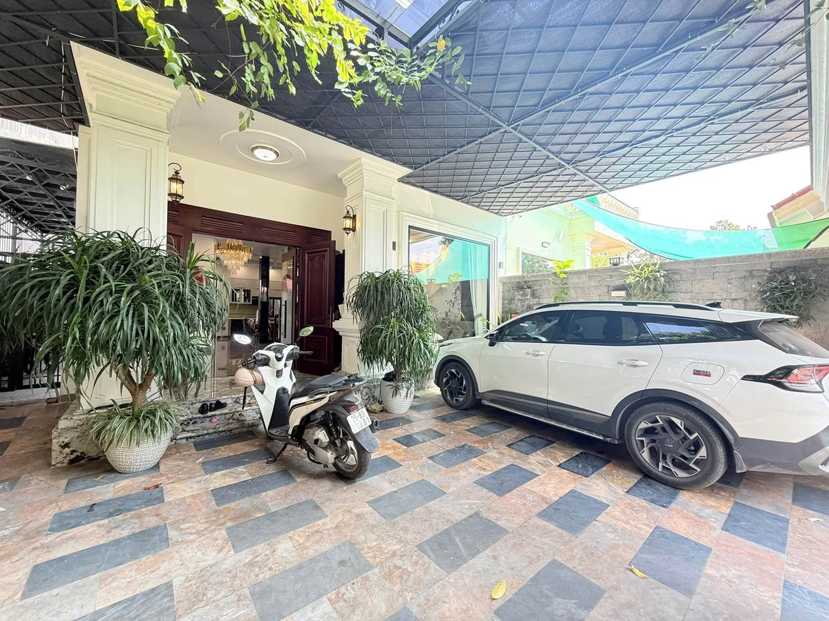 Bán biệt thự 180m2 có thang máy Cầu Rào 2 - Ảnh thu nhỏ 2