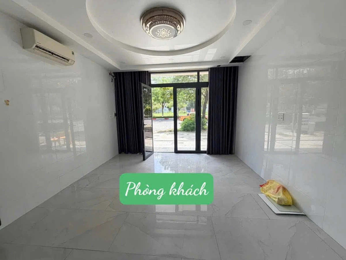 Bán nhà mặt tiền Hùng Vương nối dài, căn góc 90m², gần AEON Mall Tân An, giá 9,8 tỷ - Ảnh thu nhỏ 2