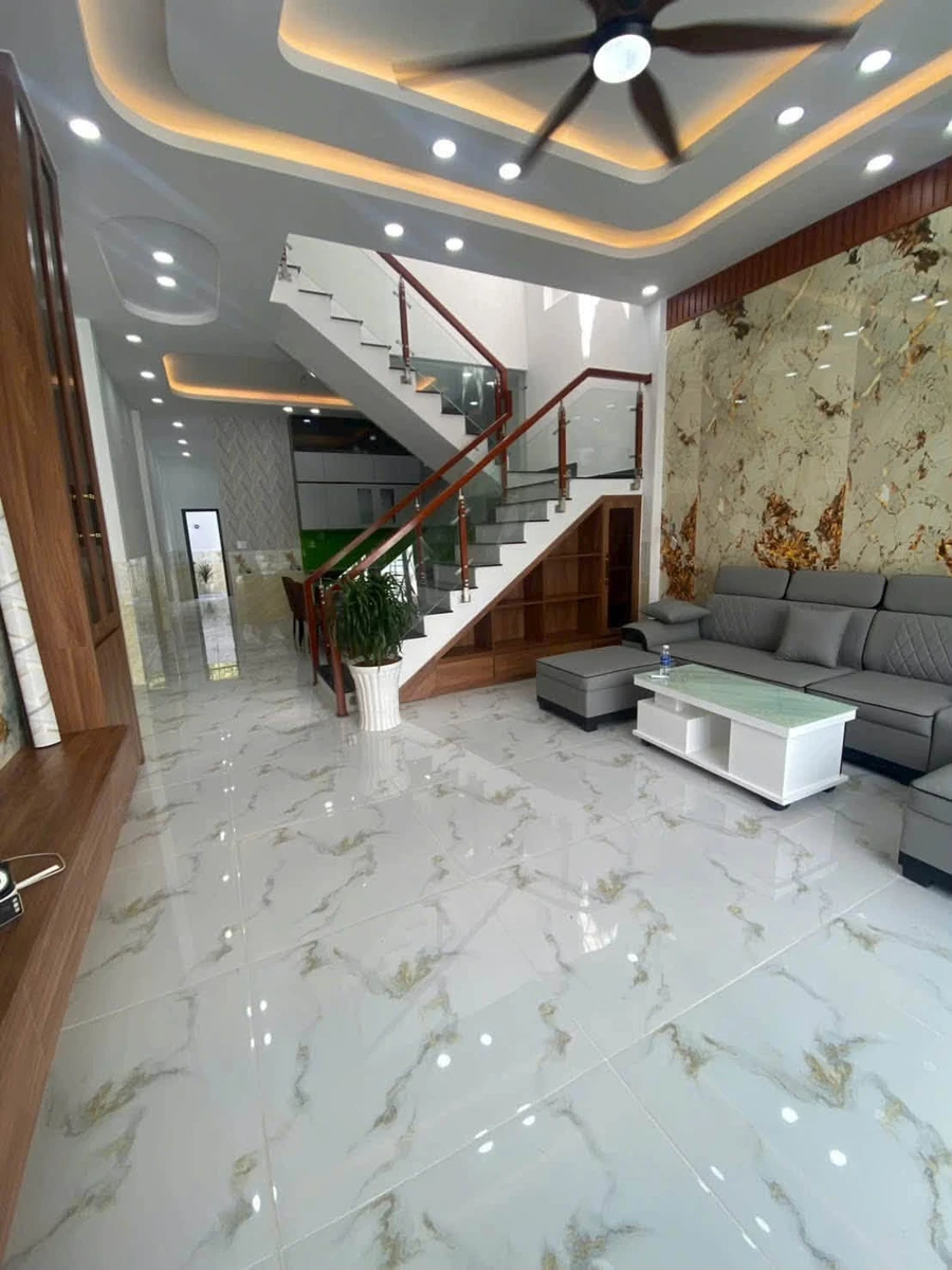Nhà bán 3 tỷ 100 triệu Mỹ Hạnh, 125m2, 4 phòng ngủ - Ảnh thu nhỏ 3