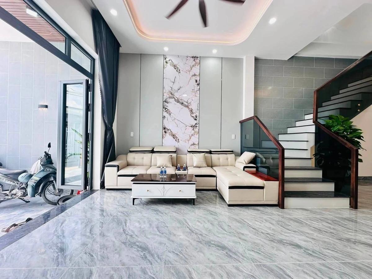 Bán nhà ngang 4m57, 73,9m2, 3 phòng ngủ hẻm xe tải Nguyễn Thị Minh Khai, Phú Hòa, Thủ Dầu Một - Ảnh thu nhỏ 5