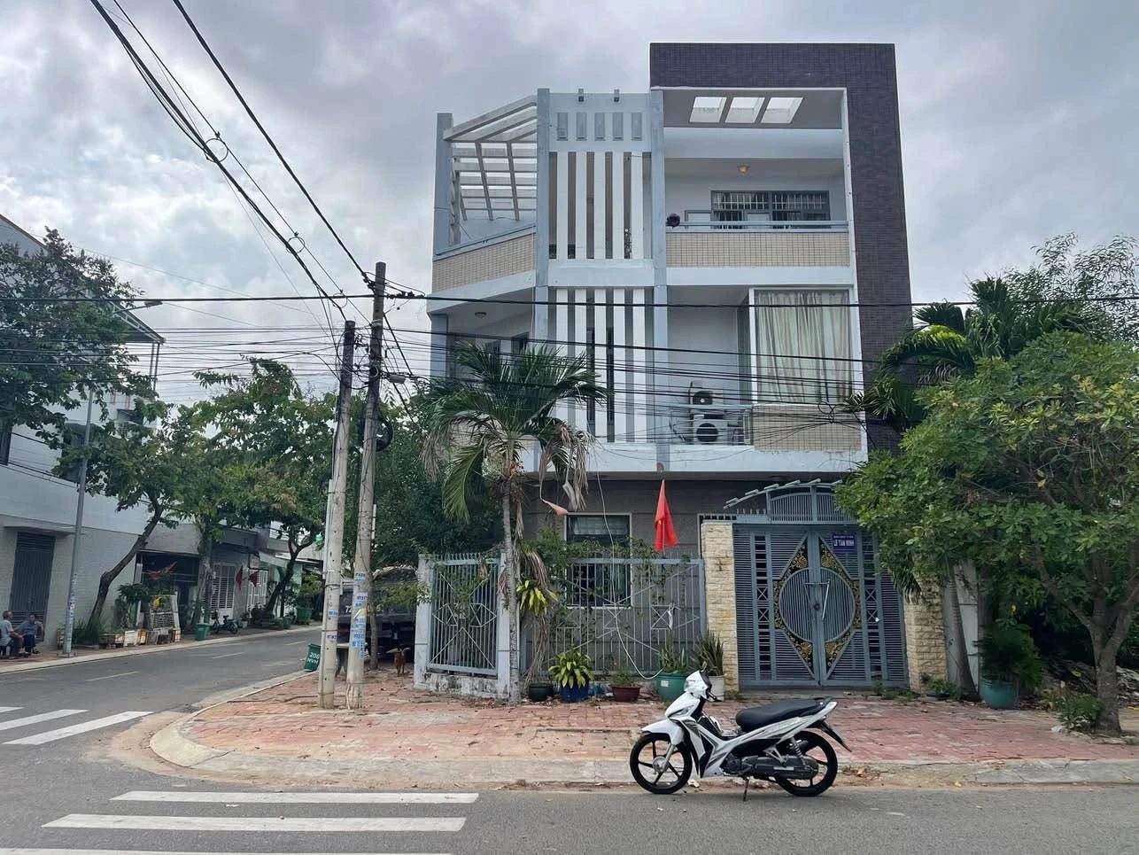 Bán nhà 1 trệt 2 lầu 6PN 163m² Tâm Long Bà Rịa - Ảnh 1