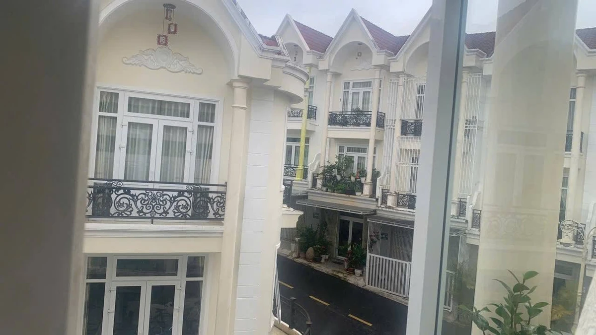 Bán nhà phố Đà Lạt Goldenhill Nguyễn Trung Trực 70m² 6,7 tỷ - Ảnh thu nhỏ 4