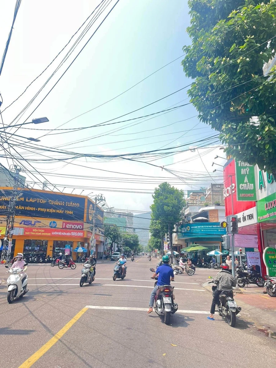 Bán mặt tiền kinh doanh 2 tầng 61m2 Nguyễn Thái Học - Ảnh 1