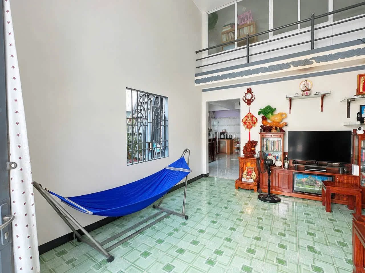 Bán nhà 56m² ngang 5,5m Ngã tư Thủ Đức 3,8 tỷ - Ảnh 1